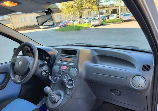 Fiat Panda cena 10900 przebieg: 140000, rok produkcji 2008 z Kozienice małe 172